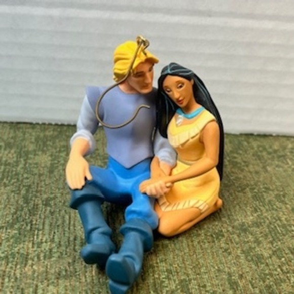 Disney Hallmark Pocahontas Captain John Smith Keepsake Ornament - Picture 2 of 10